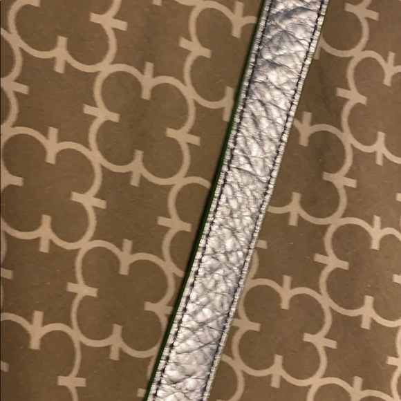 Liebeskin Berlin - Silver Purse - Picture 10 of 10